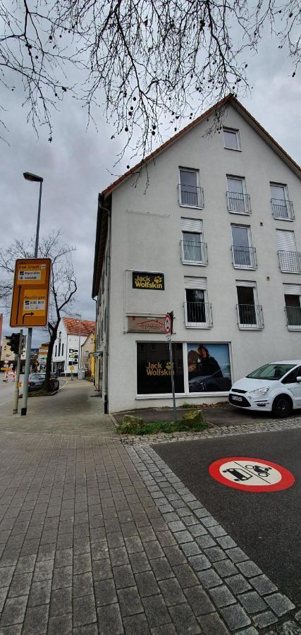 Outletcity Ferienwohnung Wohnung 1 Metzingen  Buitenkant foto