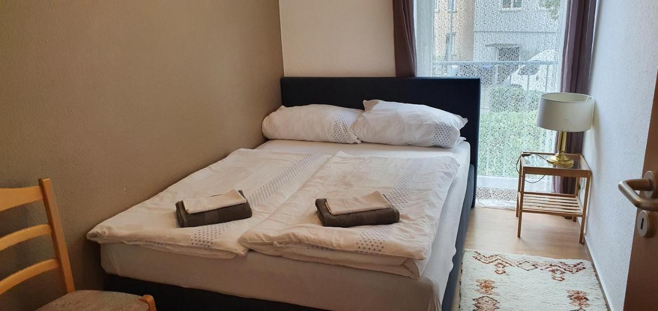 Outletcity Ferienwohnung Wohnung 1 Metzingen  Buitenkant foto